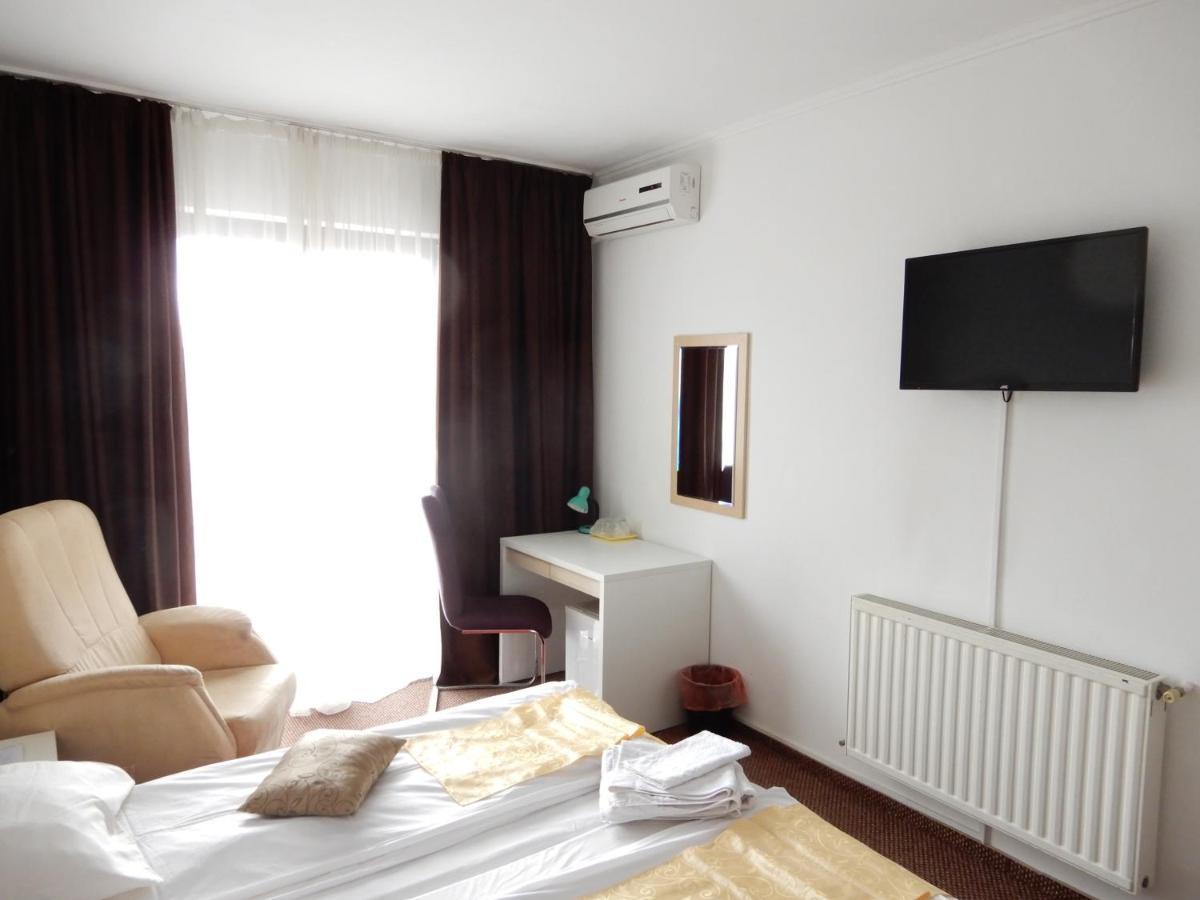 אורדאה Rhc Royal Hotel מראה חיצוני תמונה