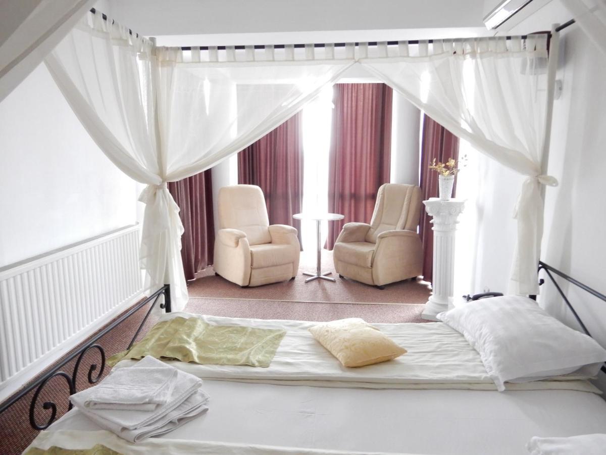 אורדאה Rhc Royal Hotel מראה חיצוני תמונה