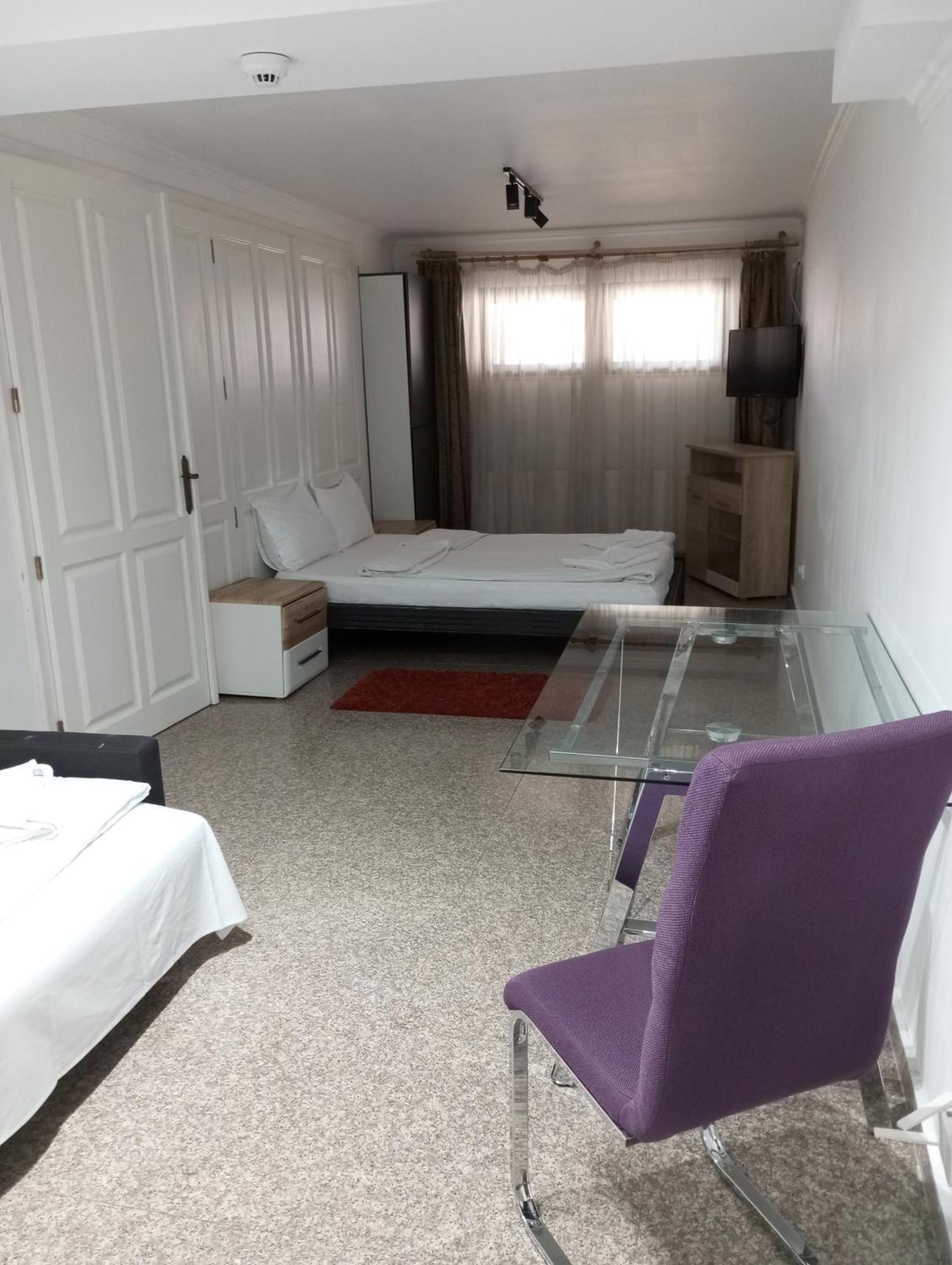 אורדאה Rhc Royal Hotel מראה חיצוני תמונה