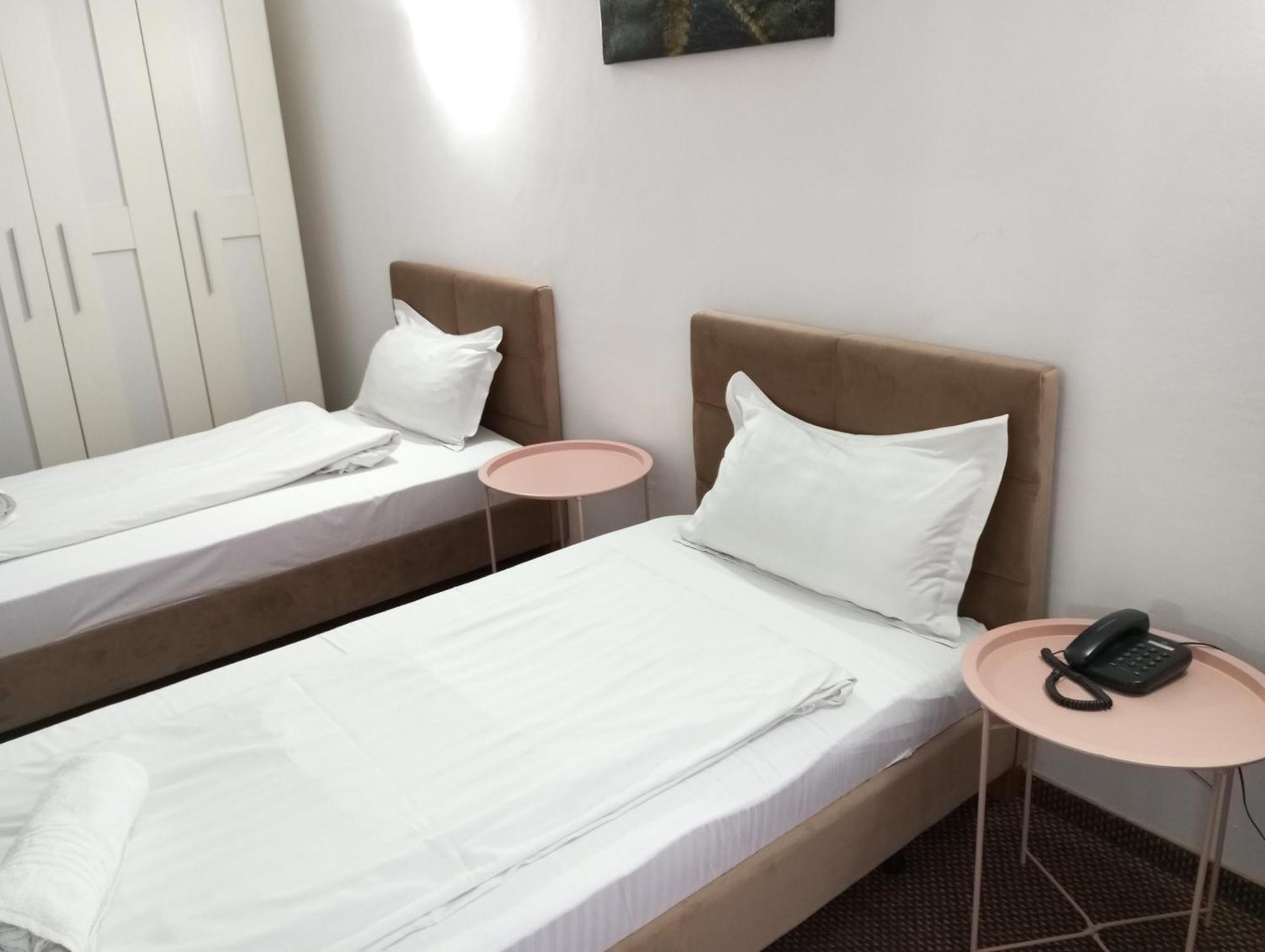 אורדאה Rhc Royal Hotel מראה חיצוני תמונה